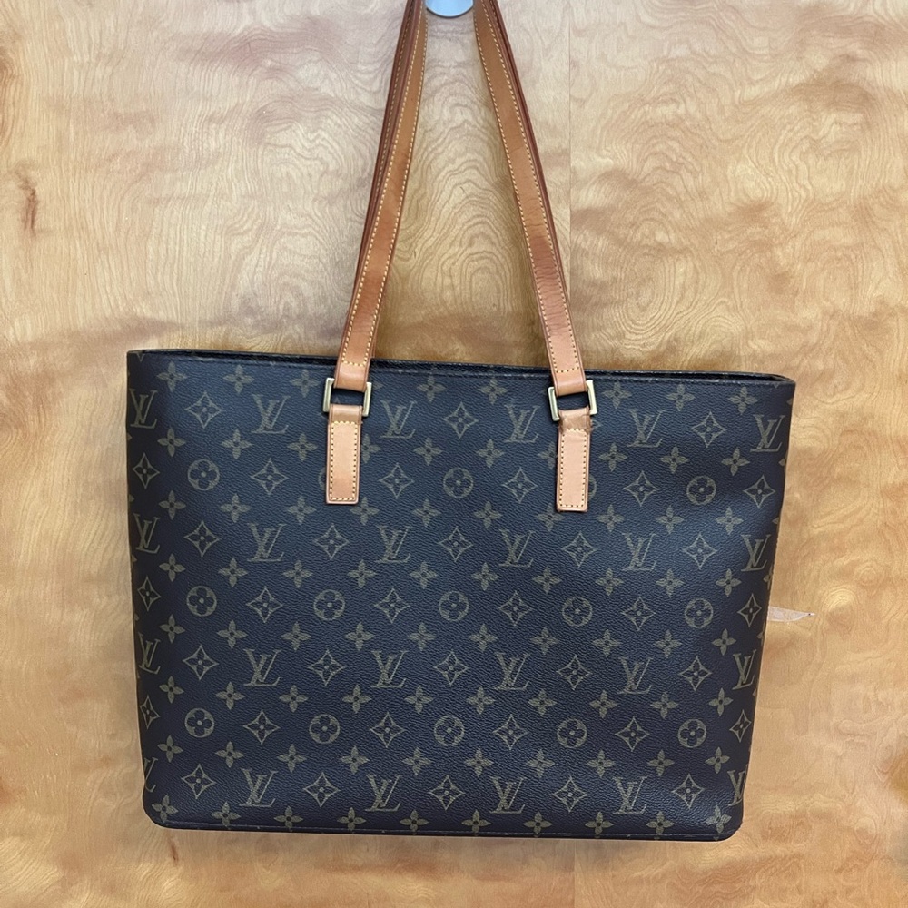 Authentic Discontinued Luco Louis Vuitton tote